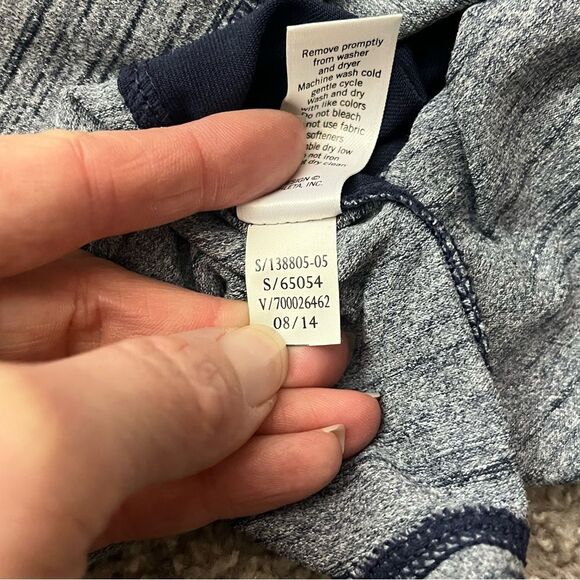 Athleta Running Wild Half Zip XL - Picture 7 of 8